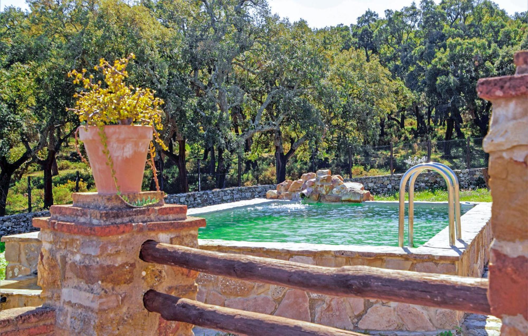 Lovely Home In Cortes De La Frontera With Kitchen Zewnętrze zdjęcie